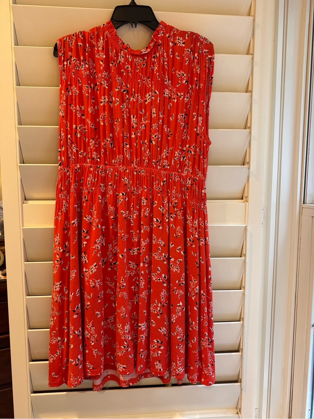 Ann Taylor Red Floral Sleeveless Dress